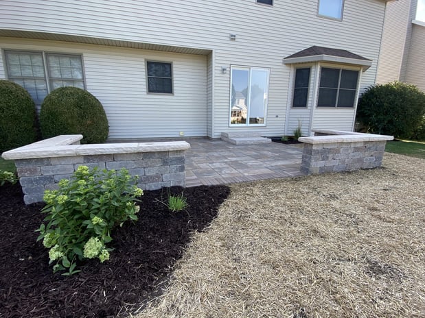 Images Krueger Lawn and Landscape