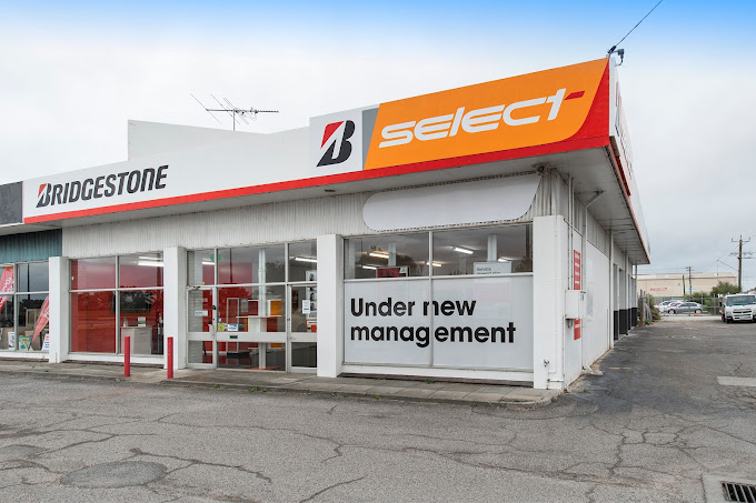 Images Bridgestone Select Tyre & Auto Rockingham