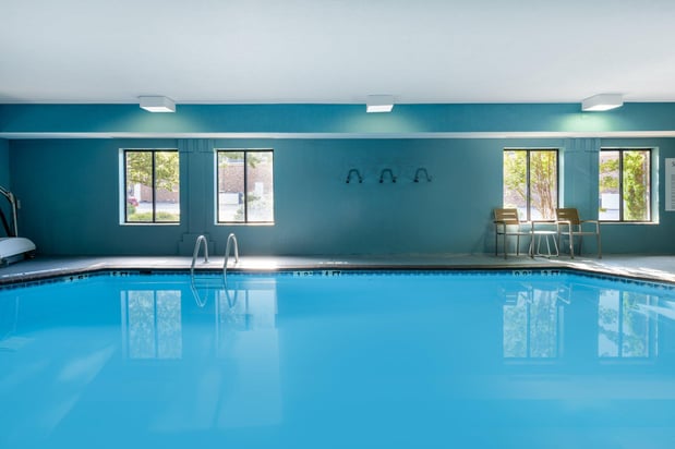 Images Holiday Inn Express Corydon by IHG