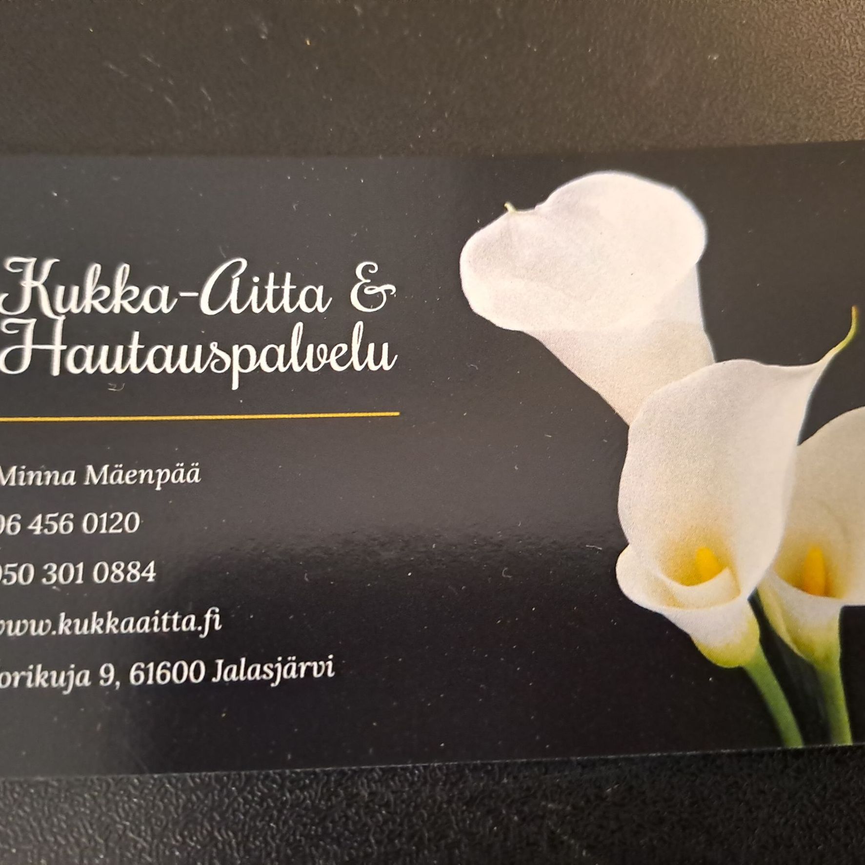 Jalasjärven Kukka-Aitta ja Hautauspalvelu Oy Logo
