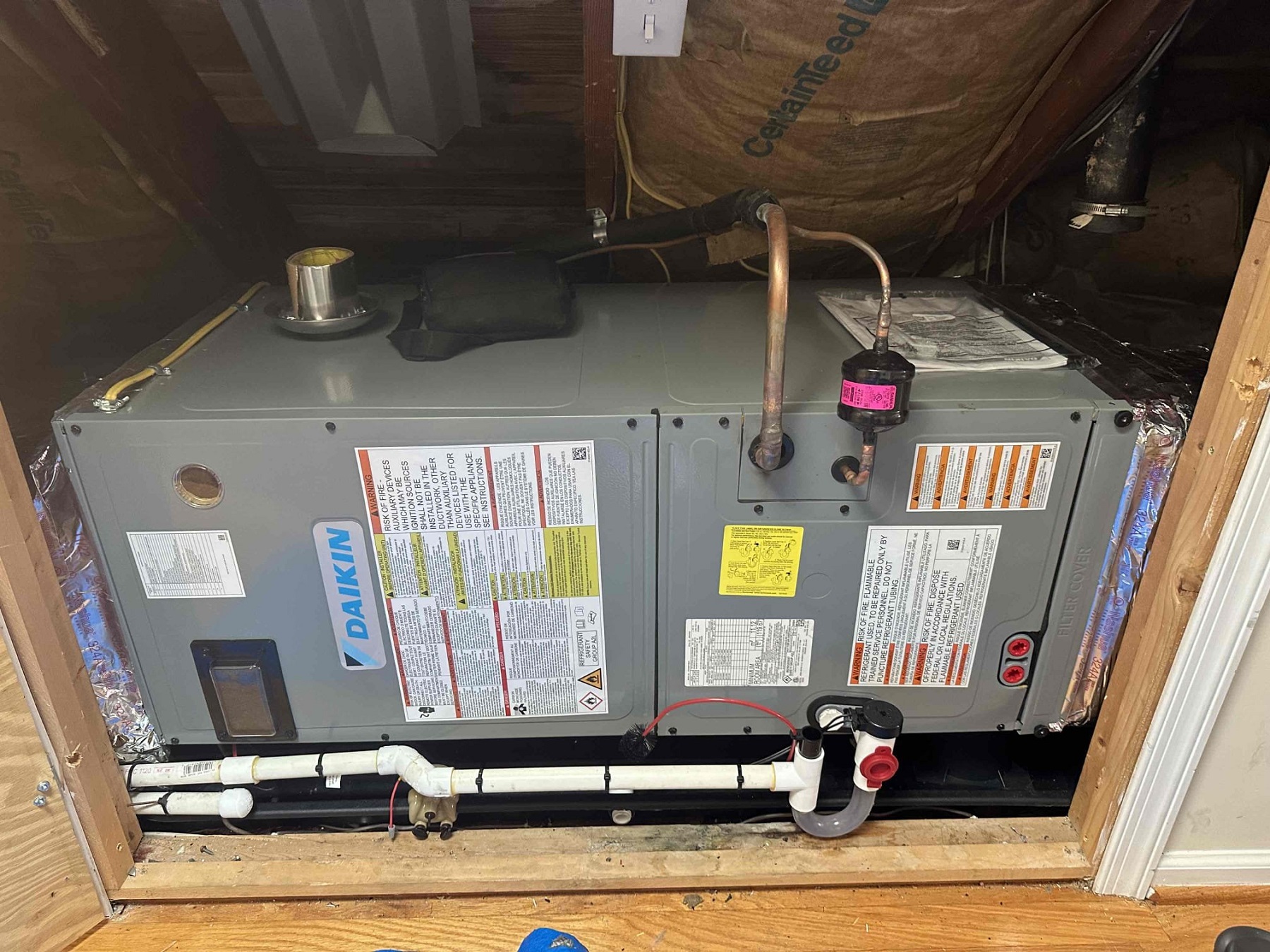 Warner Service Image