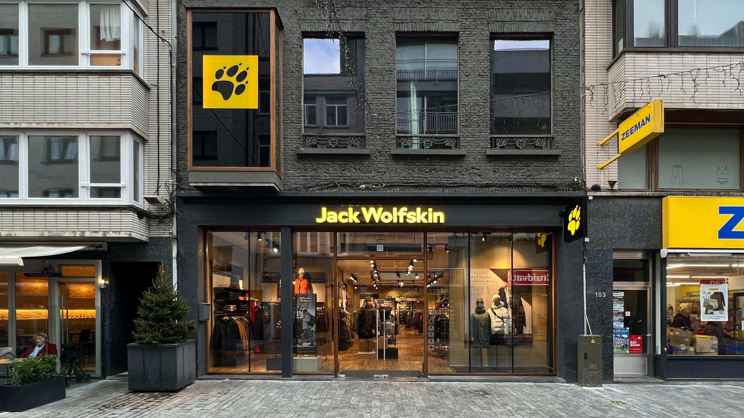 Images Jack Wolfskin Store