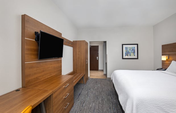Images Holiday Inn Express & Suites Carrollton West by IHG