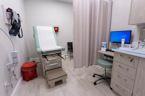 Images Century Medical & Dental Center