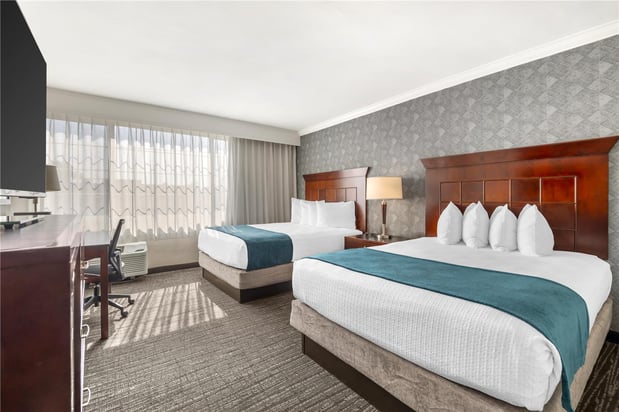 Images Best Western Plus Carriage Inn