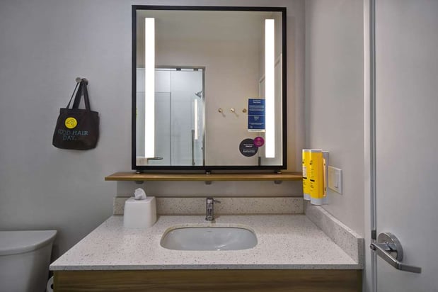 Images Tru By Hilton West Memphis