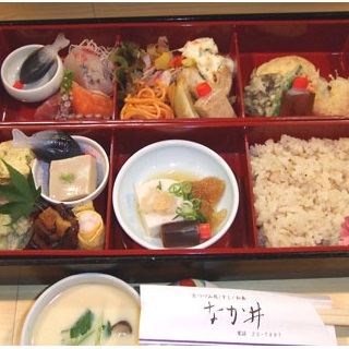 Images なか井