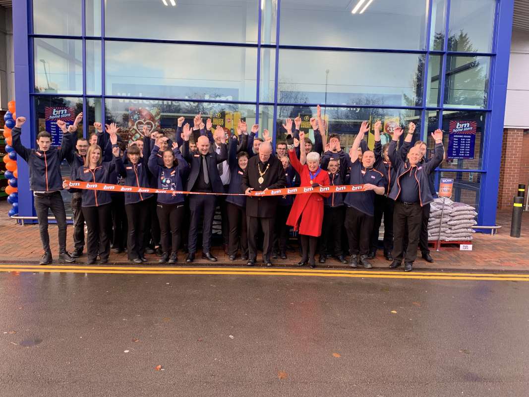The store team is ready and the ribbon's been cut! B&M is open for business in Market Drayton! You'll find B&M's newly refurbished store located in the town centre on Towers Lane.