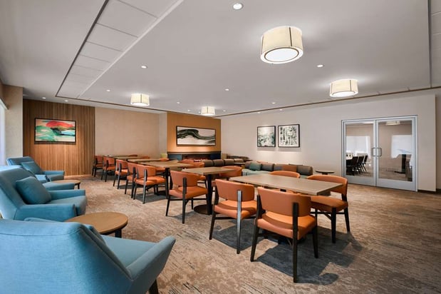 Images Hilton Garden Inn LAX Los Angeles Airport
