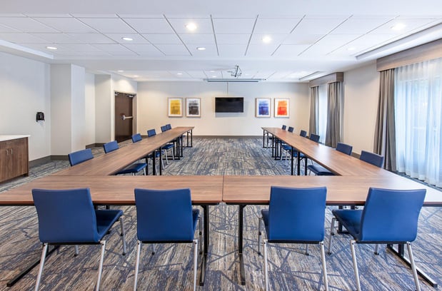 Images Holiday Inn Express & Suites Cleveland Northwest by IHG