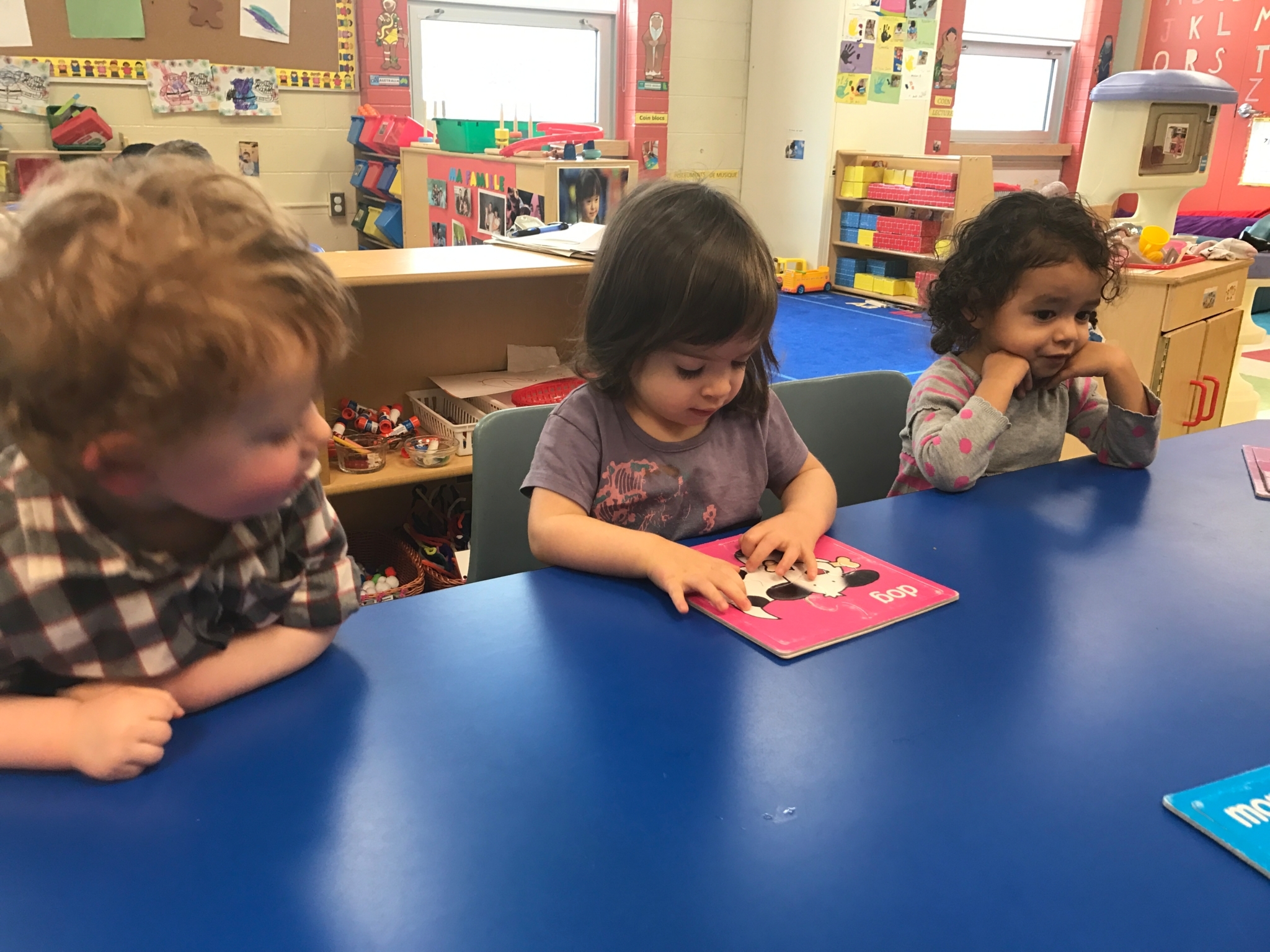 Day Care Center in ON Etobicoke M8W 3P1 Les Etoiles Brillantes 85 Forty First St (647)832-5728