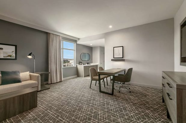 Images Embassy Suites by Hilton Atlanta Midtown