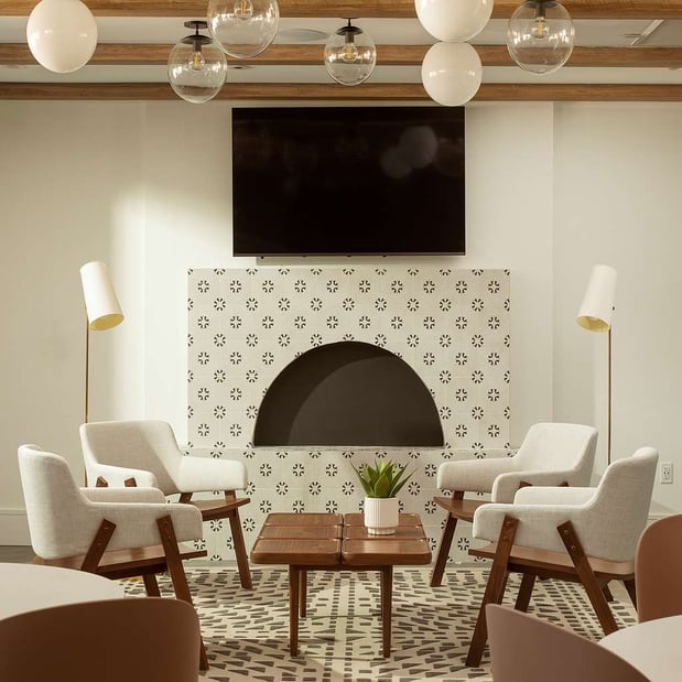 Images The Monsaraz San Diego, Tapestry Collection by Hilton