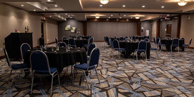 Images DoubleTree by Hilton Omaha Southwest