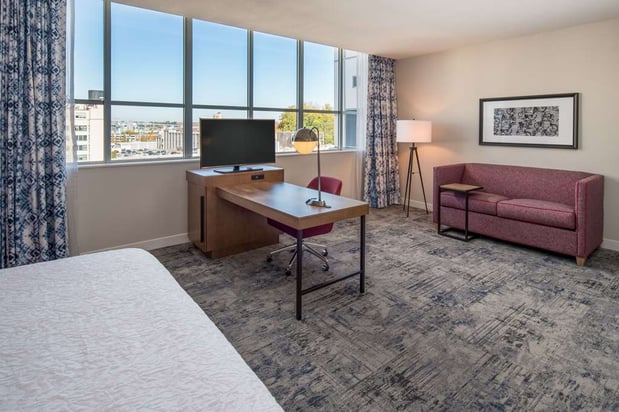 Images Hampton Inn & Suites Portland-Pearl District