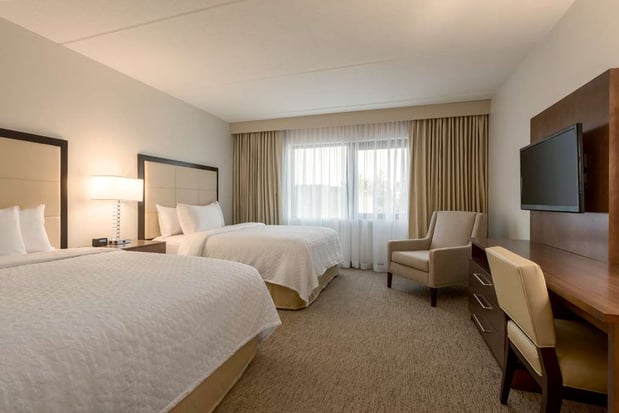 Images Embassy Suites by Hilton Milwaukee Brookfield