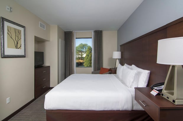 Images Staybridge Suites Carlsbad - San Diego by IHG