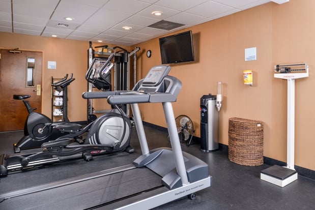 Images Holiday Inn Express Lewisburg/New Columbia by IHG