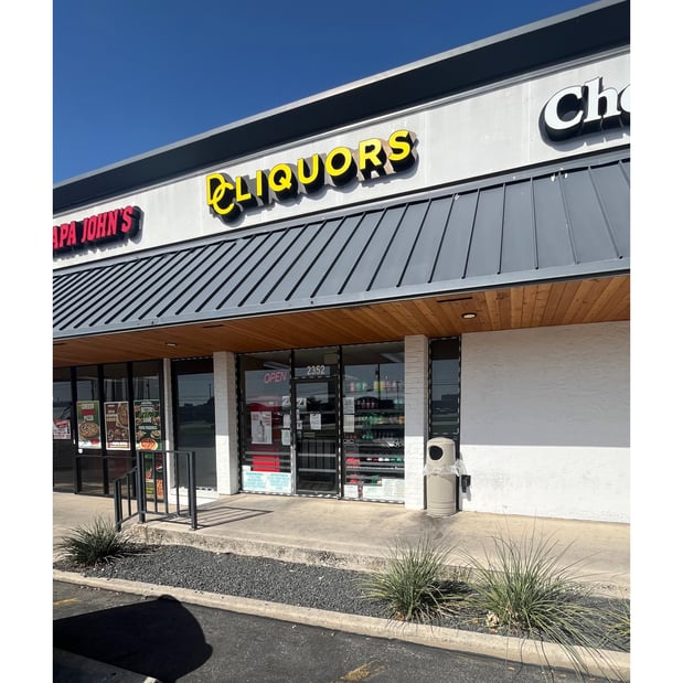 Images DC Liquors - NW Military