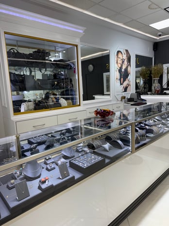 Images Estate Jewelers At Buckhead