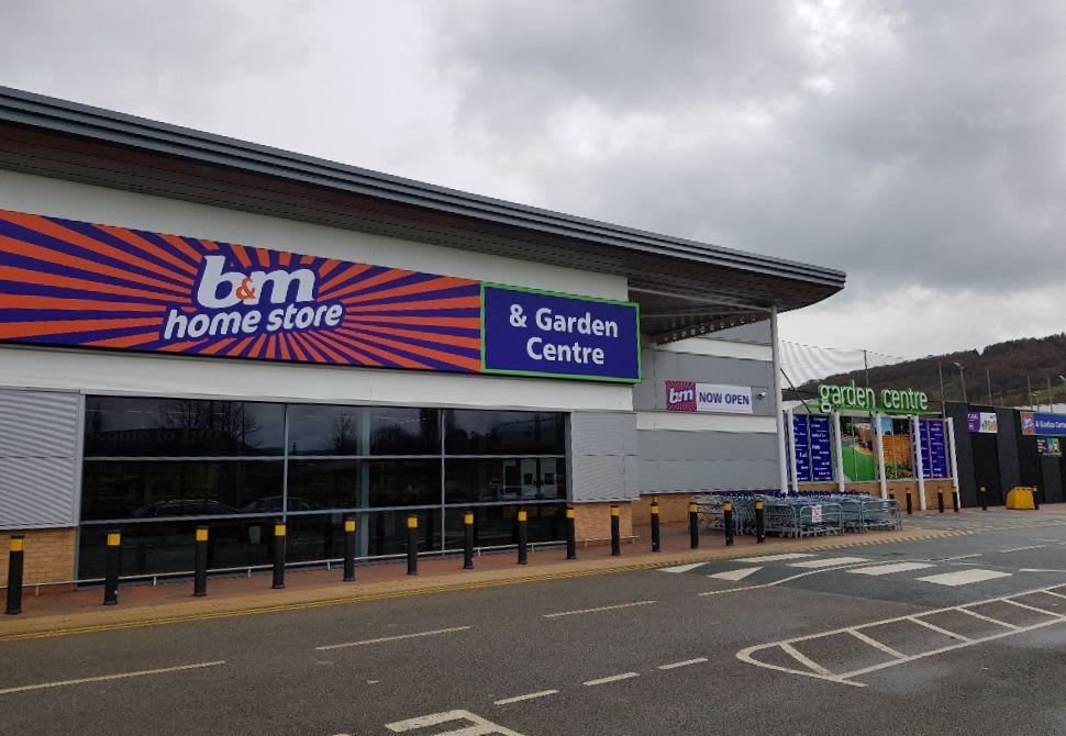 B&M's newest store opened its doors on Wednesday (13th March 2019) in Bingley. The Home Store & Garden Centre is located near to the town centre on Keighley Road.