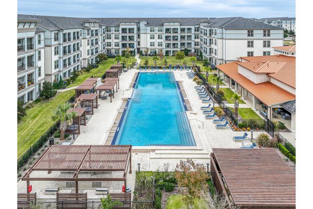 Images Reveal at Bayside Apartments
