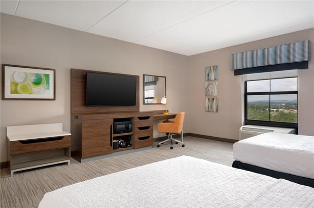 Images Hampton Inn & Suites Wilkes-Barre/Scranton, PA