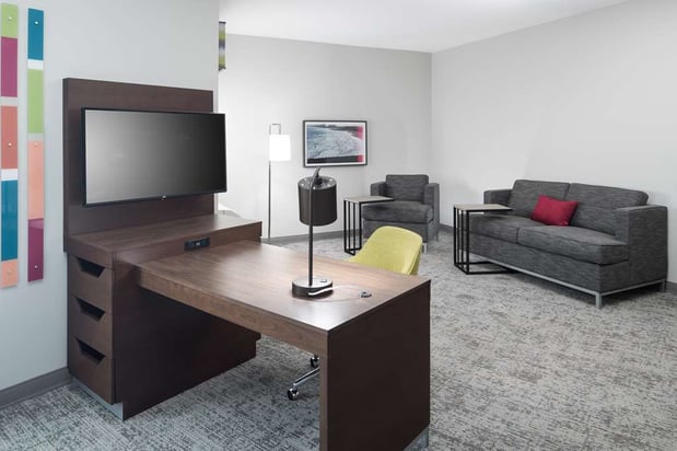 Images Hampton Inn & Suites Cape Canaveral Cruise Port