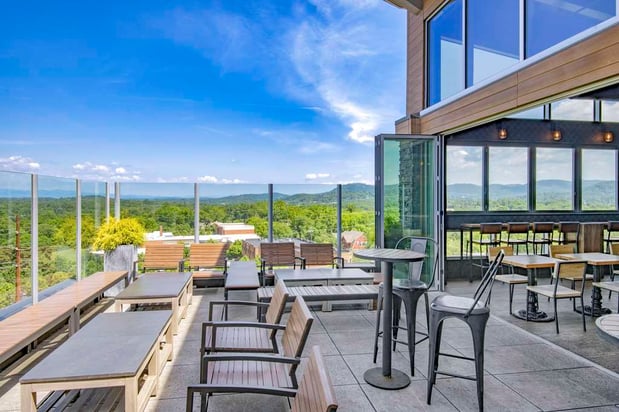 Images DoubleTree by Hilton Asheville Downtown