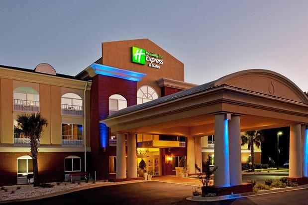 Images Holiday Inn Express & Suites Camden-I20 (Hwy 521), an IHG Hotel