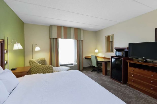 Images Hampton Inn & Suites Blairsville