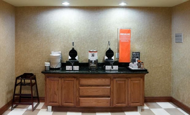 Images Hampton Inn and Suites Brownsville