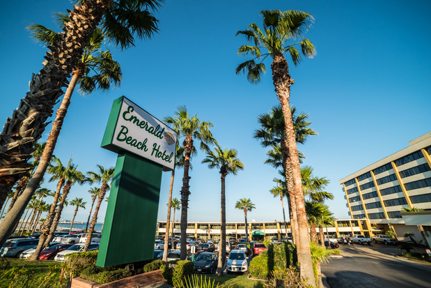 Images Emerald Beach Hotel