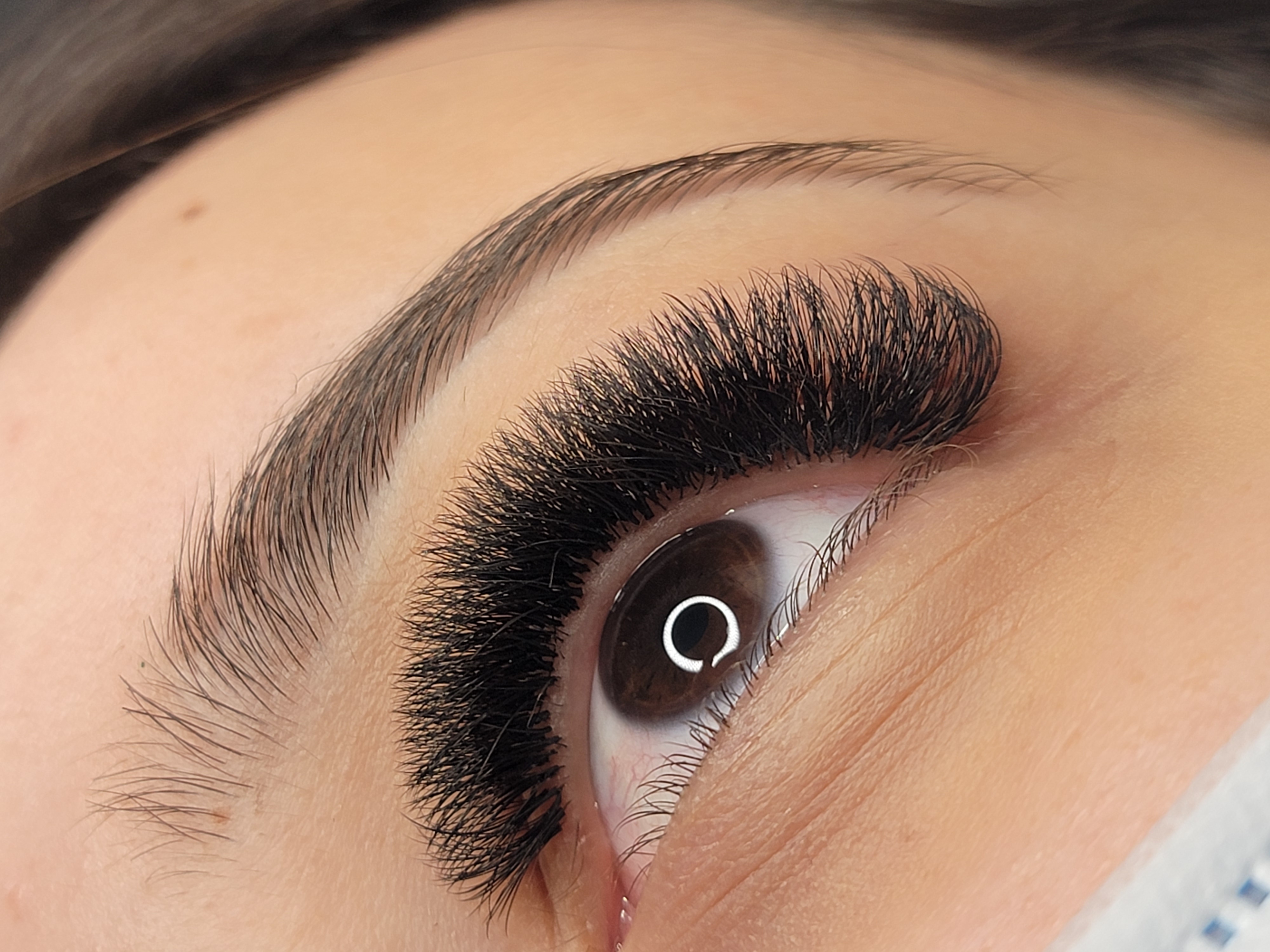 Images Lashista - Formation cils - Pose de cils - Produits de cils Longueuil
