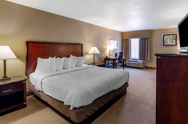 Images Best Western Plus Inn at Hunt Ridge