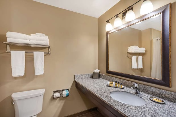 Images Best Western Plus Intercourse Village Inn & Suites