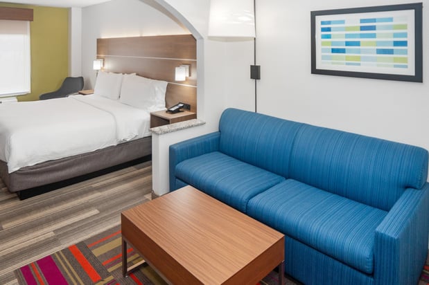 Images Holiday Inn Express & Suites Stroudsburg-Poconos by IHG
