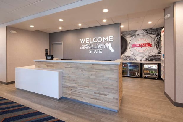 Images Hampton Inn Santa Cruz West