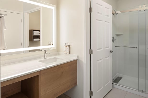 Images Staybridge Suites Minneapolis-Bloomington by IHG