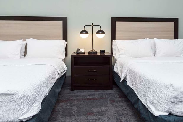 Images Hampton Inn & Suites Raleigh Downtown