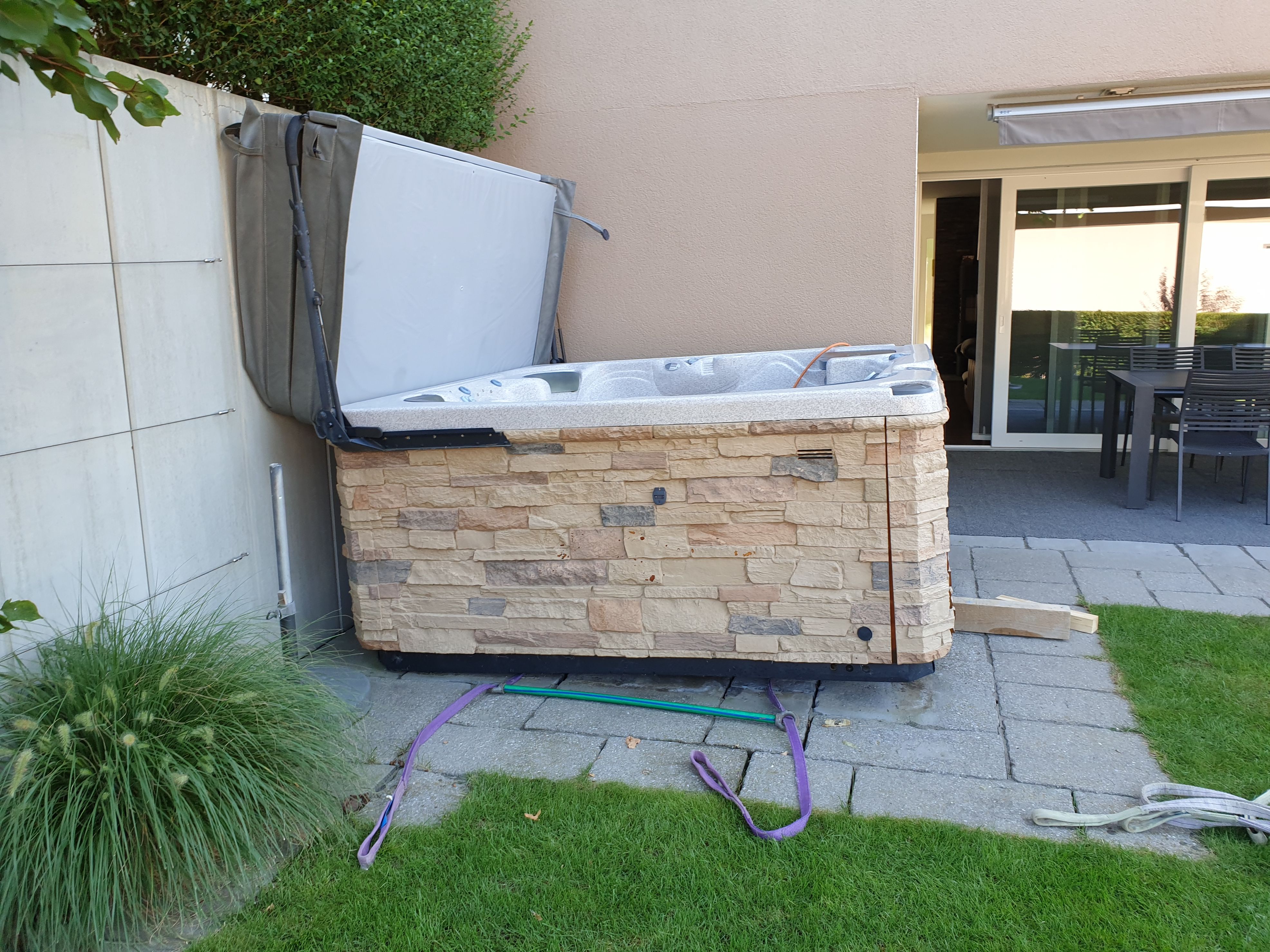 Bilder HAKA-Spa Whirlpool-Service