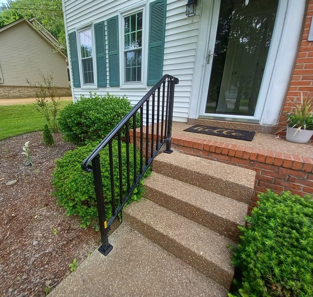 Images Guthrie's Ace Handyman Services Nashville