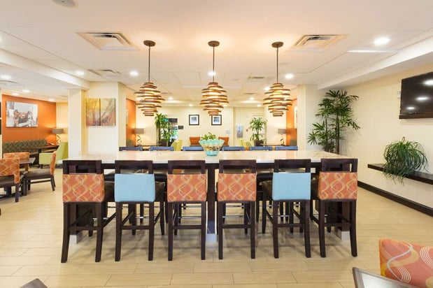 Images Hampton Inn Daytona Beach/Beachfront