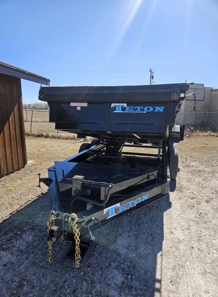 Frontier Trailer Sales LLC Image