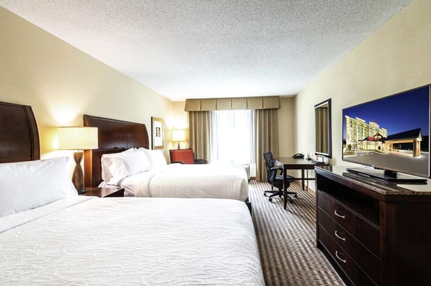 Images Hilton Garden Inn Atlanta Airport North