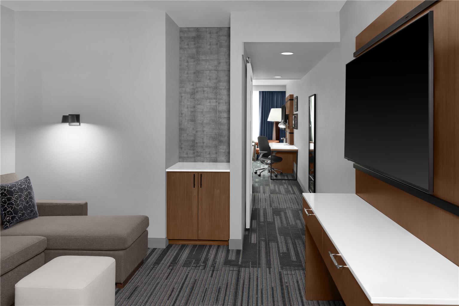 Guest room 