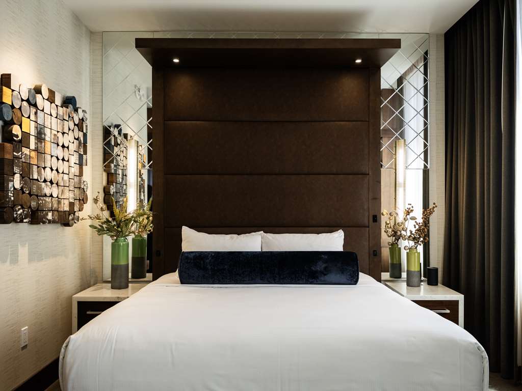 Guest room