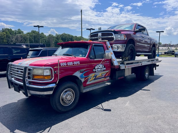 Images Hicks Towing