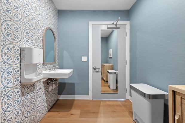 Images SUGARED + BRONZED (Liberty Station)