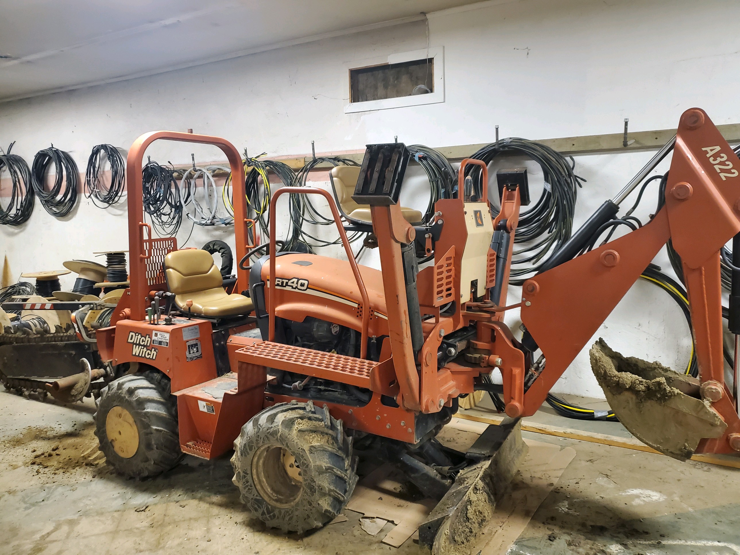 Patriot Electric Inc. Logo